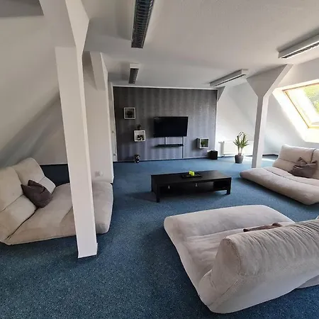 6 Bedroom Private Apartment & Lounge Rostock Esterno foto