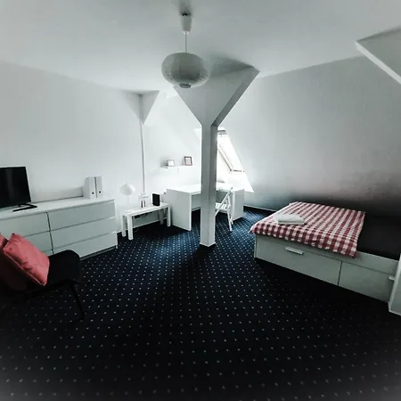 6 Bedroom Private Apartment & Lounge Rostock Esterno foto
