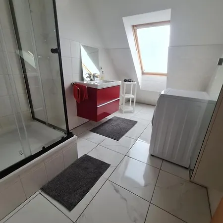 6 Bedroom Private Apartment & Lounge Rostock Esterno foto